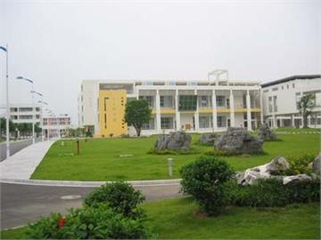 广西柳州高级中学照片