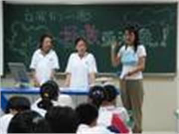 北京市第一六六中学《校园科普活动》