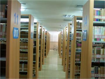 北京师范大学第二附属中学图书馆藏书