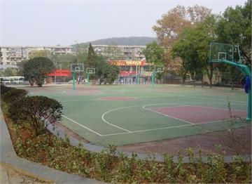 武汉大学附属中学篮球场