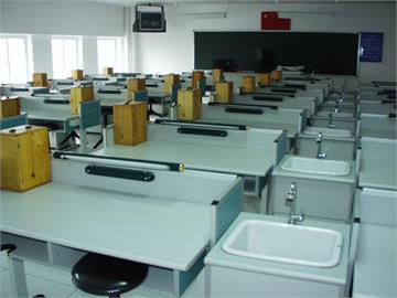 武汉外国语学校生物实验室