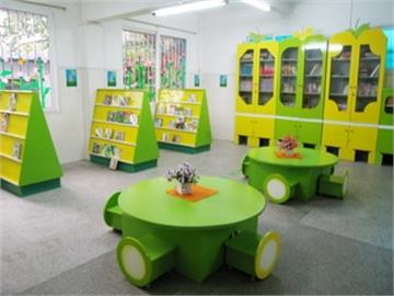 广东省育才幼儿院二院图书室