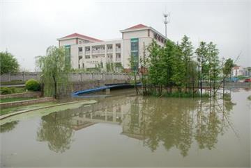 江苏省太湖高级中学江苏省太湖高级中学照片2