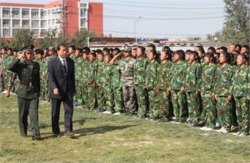 新疆工业经济学校新疆工业经济学校照片2