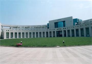 上海市延安中学(高中部)上海市延安中学(高中部)照片1