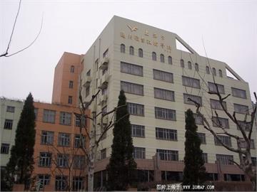 上海市逸夫职业技术学校(逸夫本部)上海市逸夫职业技术学校(逸夫本部)照片2