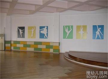 大石镇洛城幼儿园标志